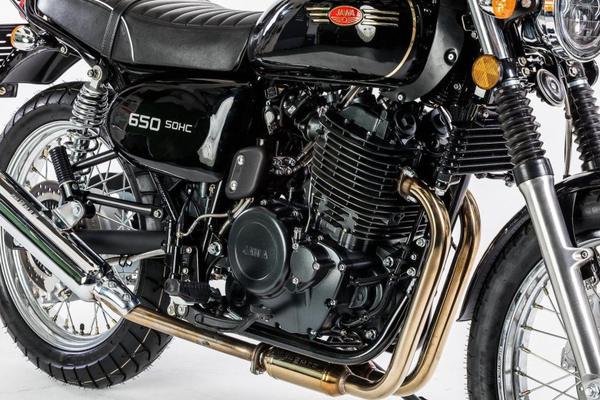 Четырехцилиндровая Ява 650 кубов