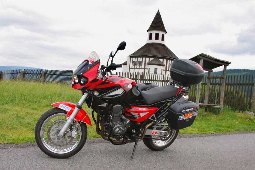 Мотоцикл Jawa 660 Sportard