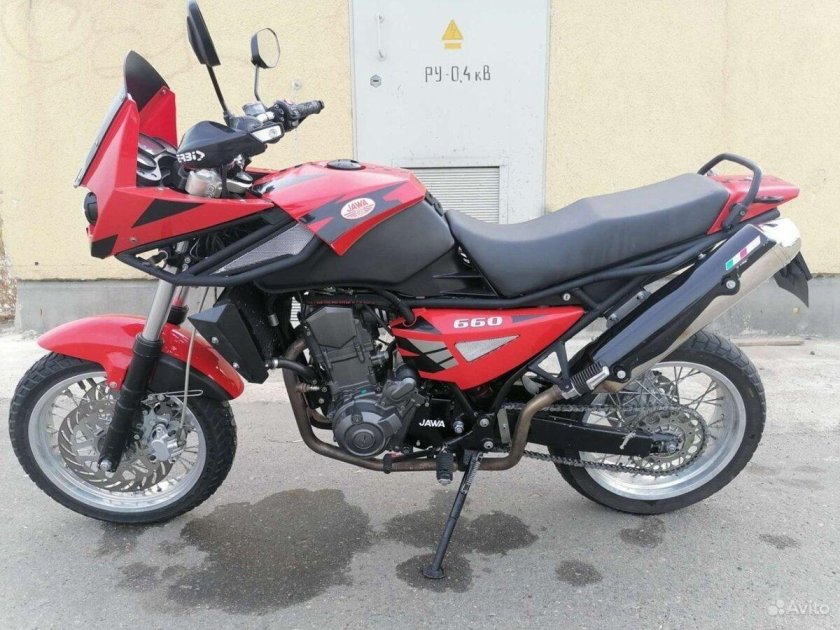 Ява 660