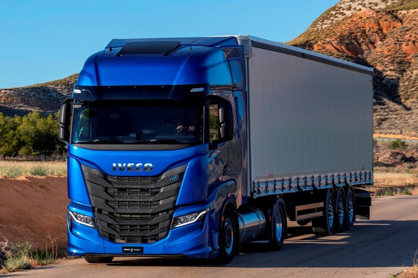 Новый тягач Ивеко 2022