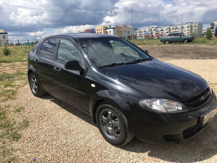 Шевроле Лачетти хэтчбек черный