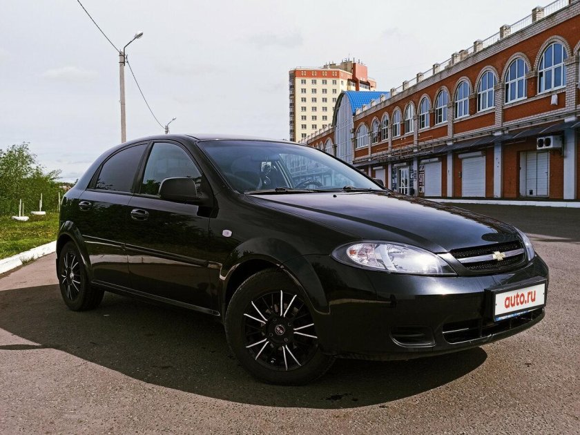 Шевроле Лачетти хэтчбек черный