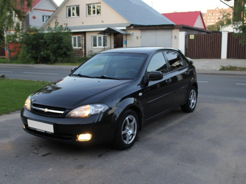 Шевроле Лачетти хэтчбек черный