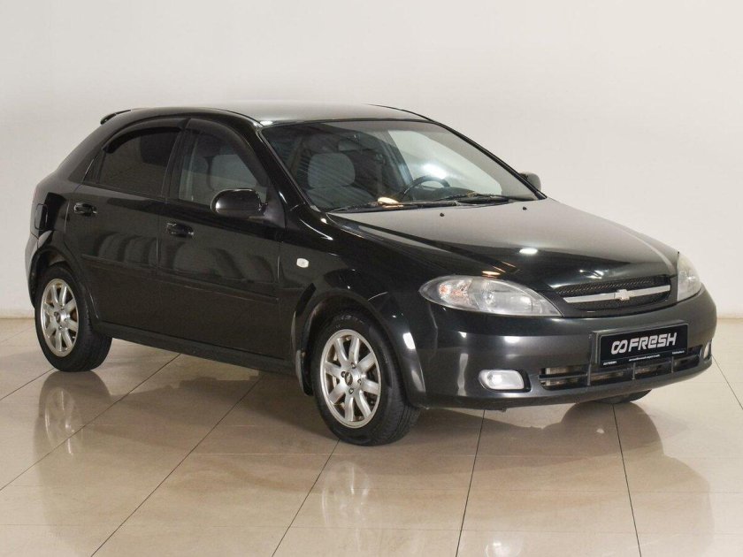 Шевроле Лачетти хэтчбек 1.6 черный