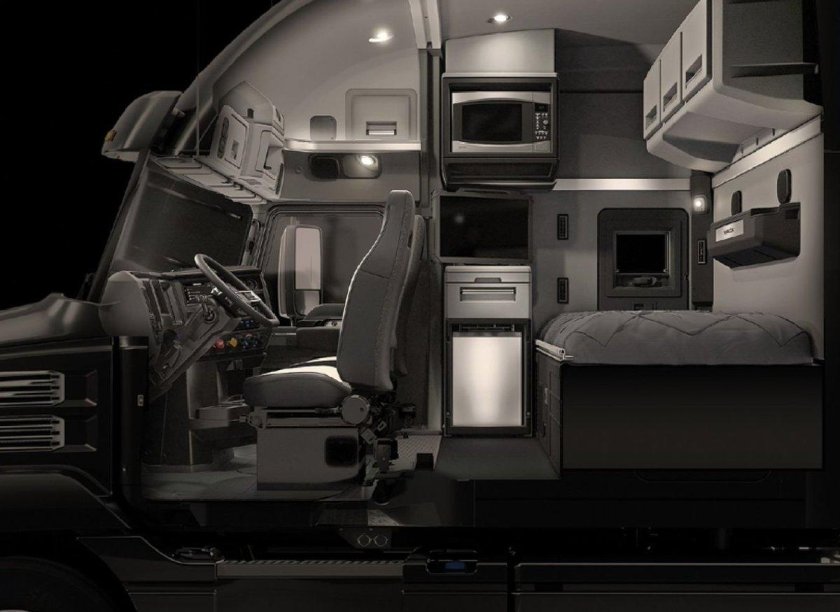 Тягач Mack Anthem