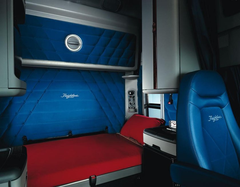 Freightliner Columbia спальник