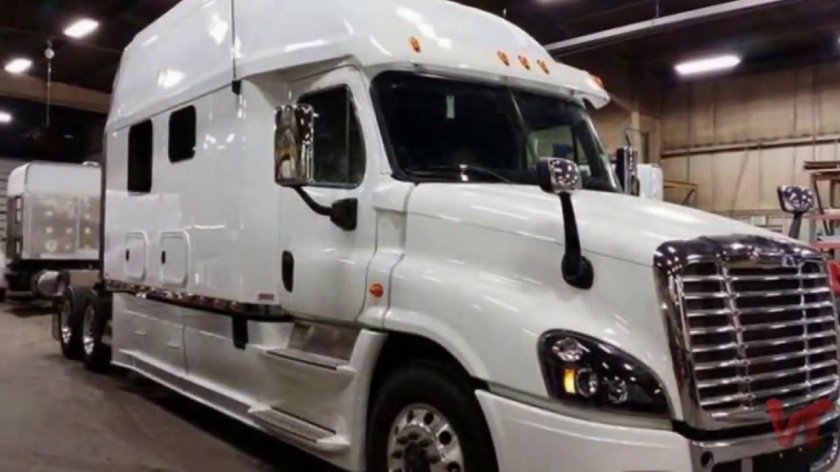 Фредлайнер кабина