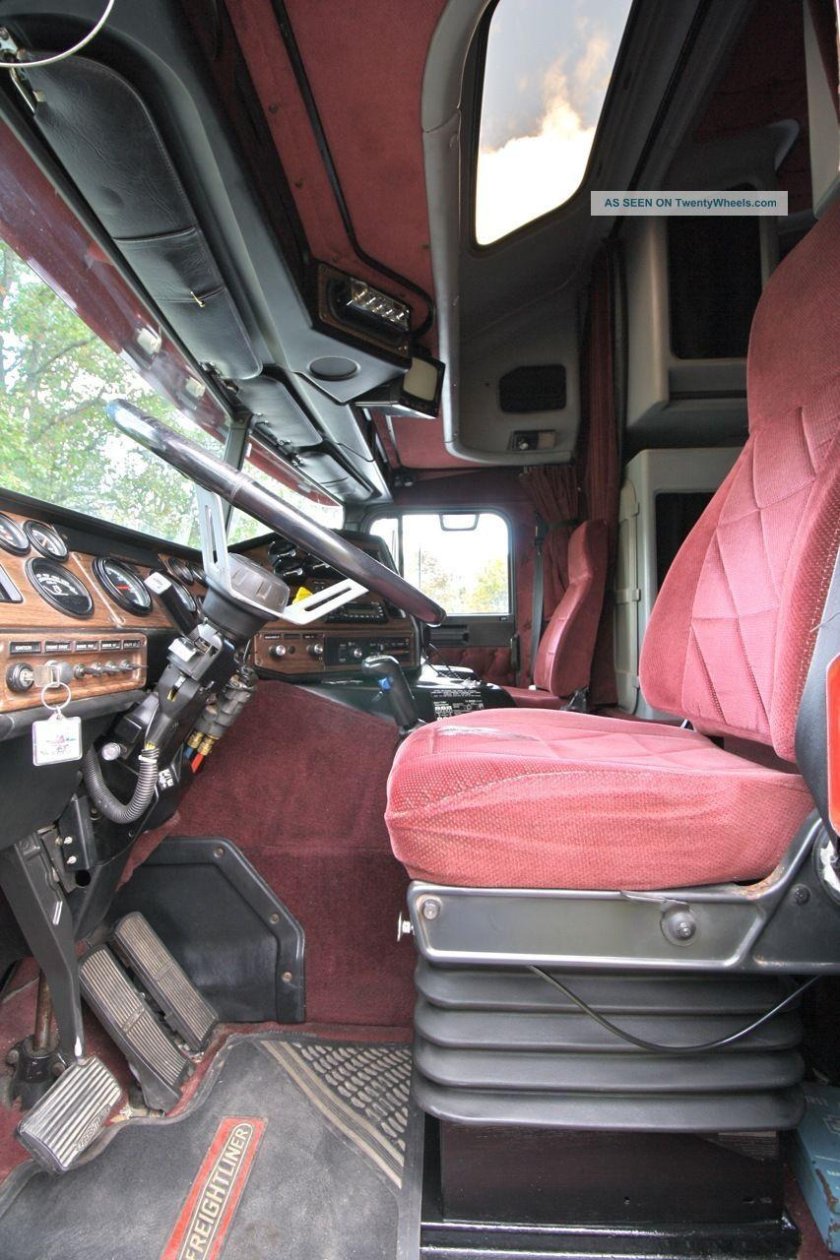 Freightliner flb10064t