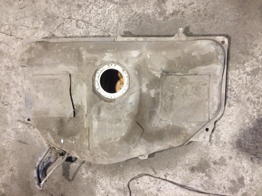 Топливный бак Ниссан Санни fb15