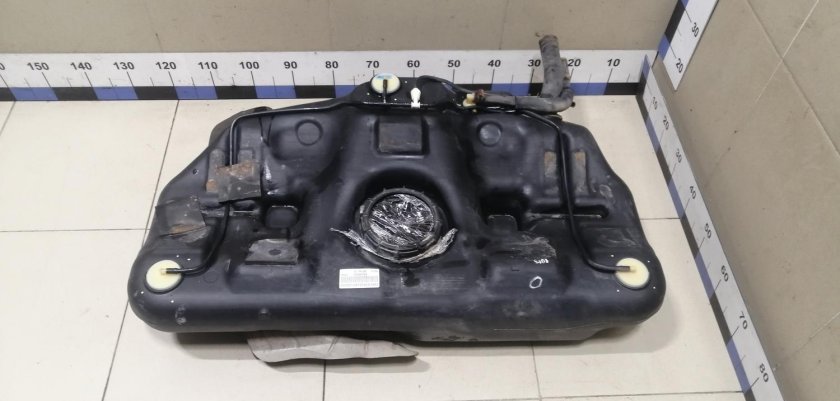 Бак топливный