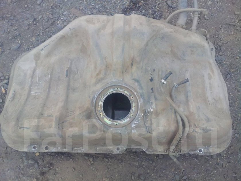 Топливный бак Ниссан Санни