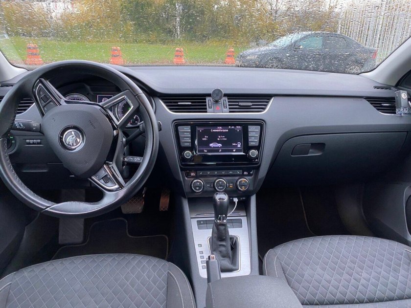 Шкода октавия а7 амбишн комплектация