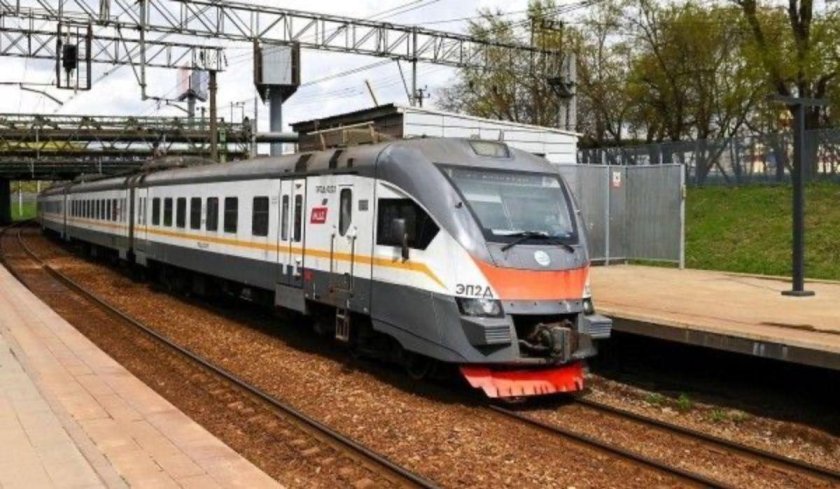 Электропоезд эп 2 д