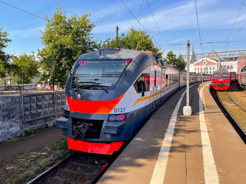 Эп2д и Иволга