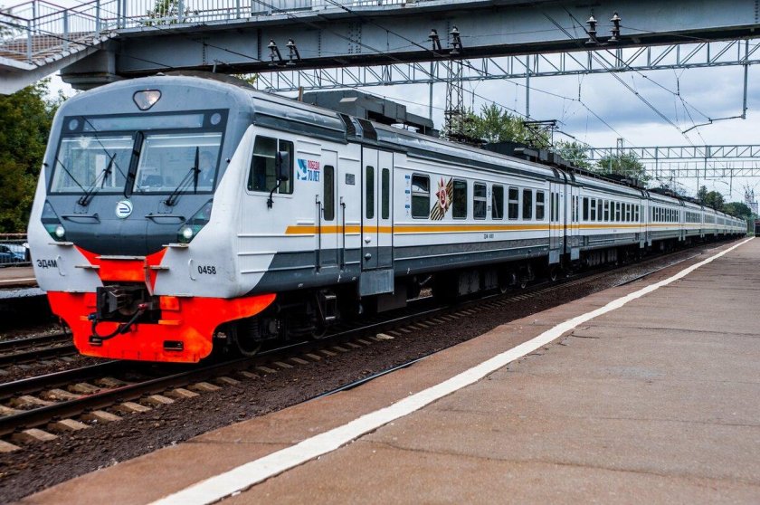 Пригородные электропоезда Москва