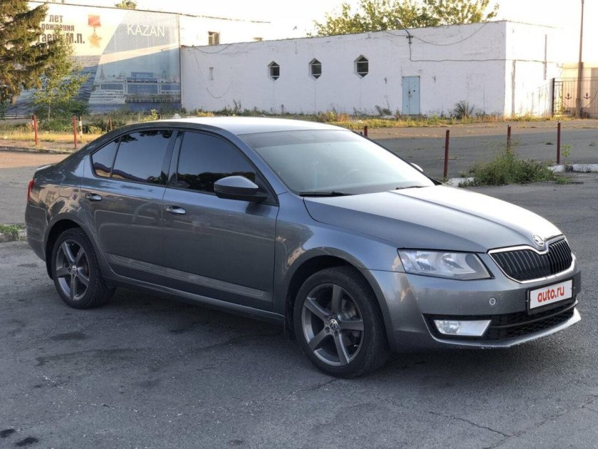 Шкода Октавия а7 серая