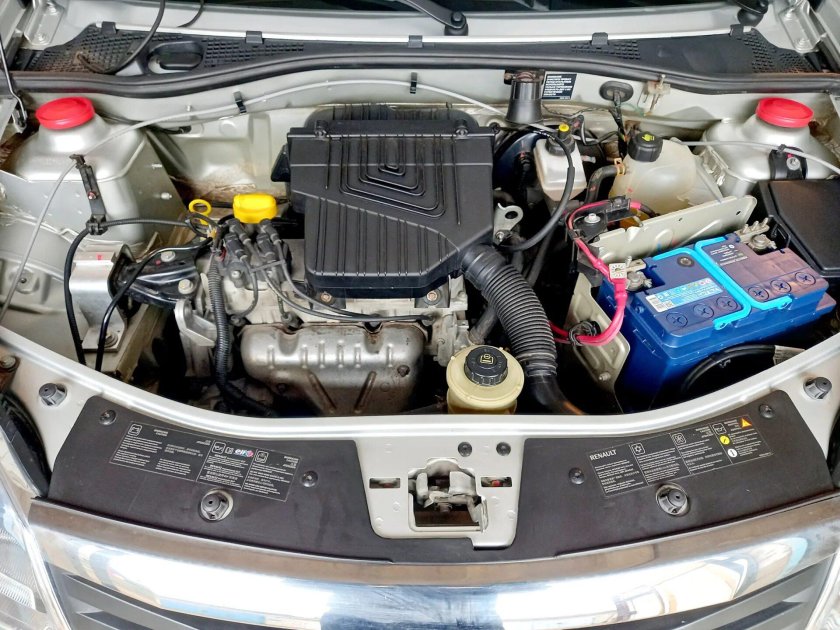 Подкапотное пространство рено дастер