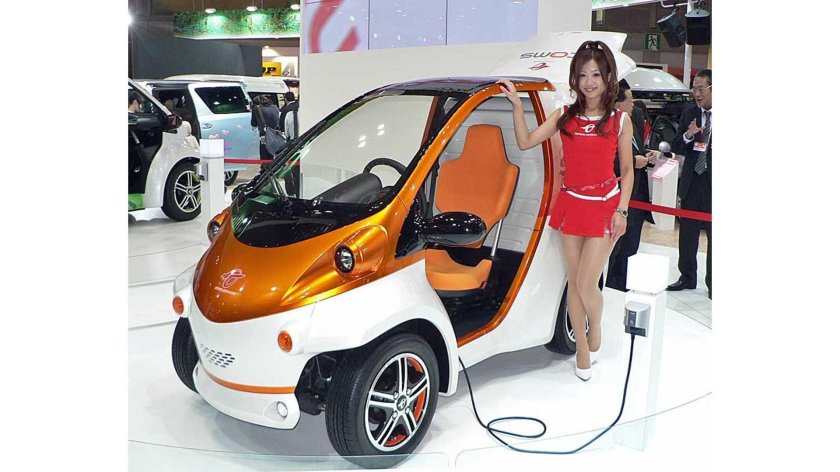 Toyota coms электроавтомобиль
