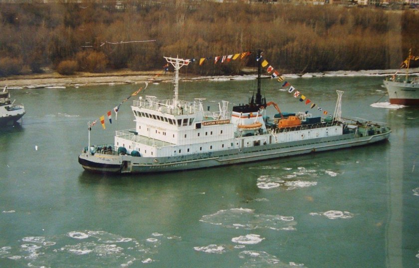 Капитан Чудинов ледокол