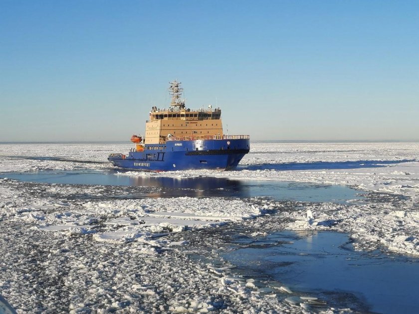 Ледокол мурманск