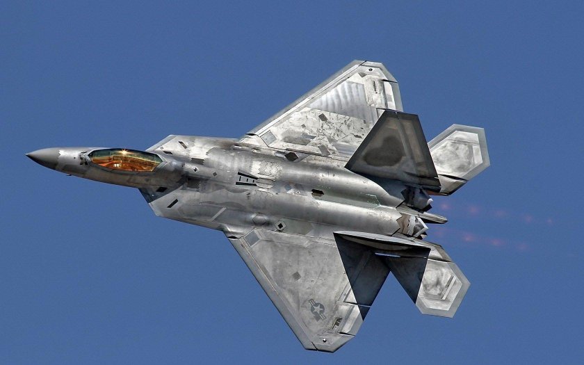 Самолет f-22a "Raptor"