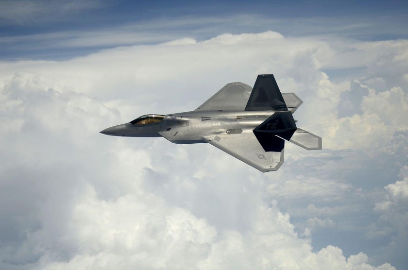 Истребитель f-22