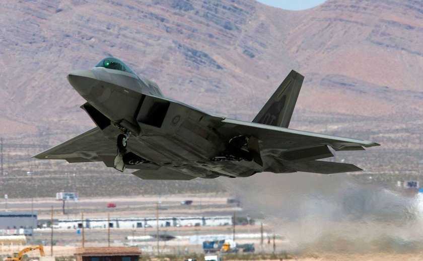 F 22 вооружение