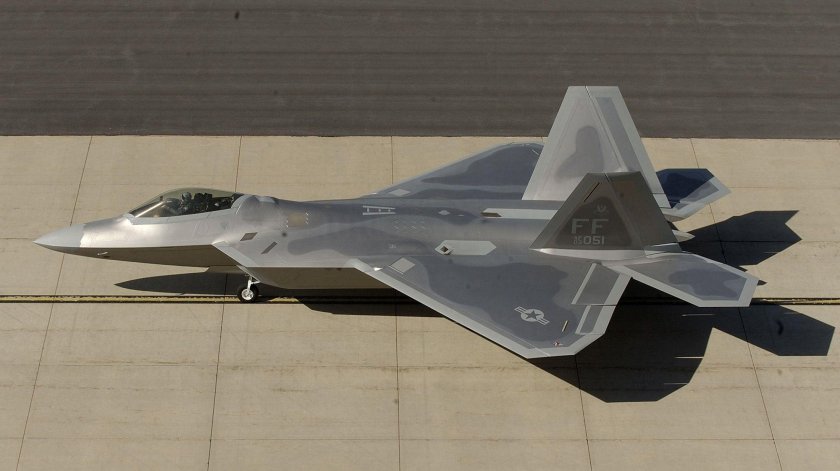 Истребитель f-22