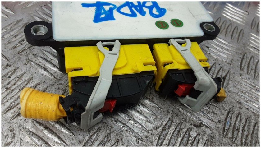 Блок подушек безопасности Шевроле Круз