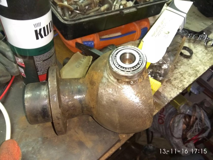 Шкворня на подшипниках УАЗ Буханка