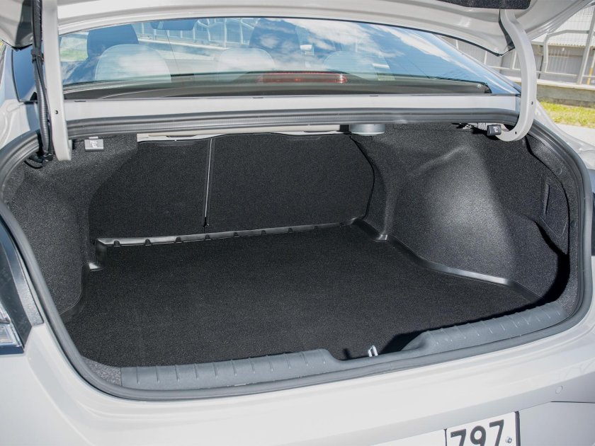 Багажник Элантра 2021