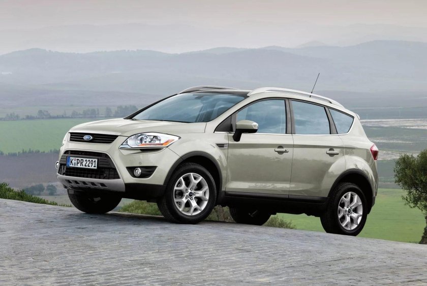 Ford Kuga 1