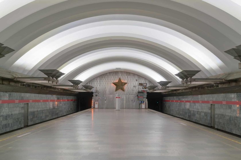Станция метро площадь Мужества Санкт-Петербург