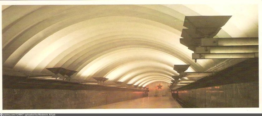 Станция метро площадь Мужества Санкт-Петербург