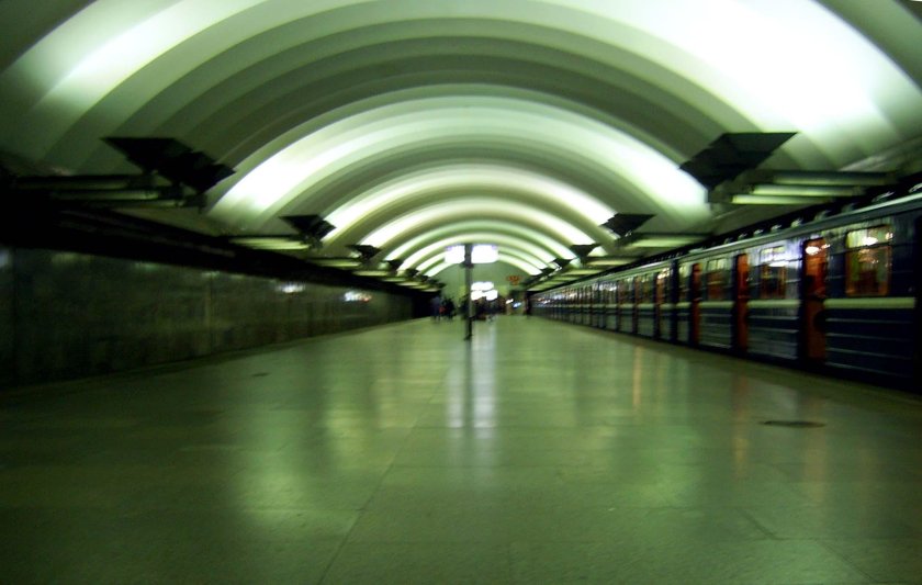 Станция площадь Мужества