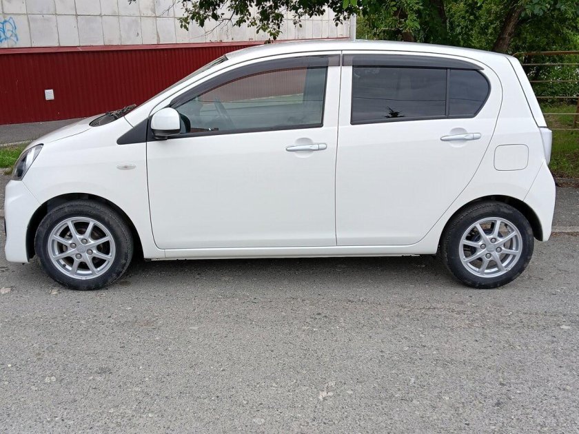 Дайхатсу мира ес 2016