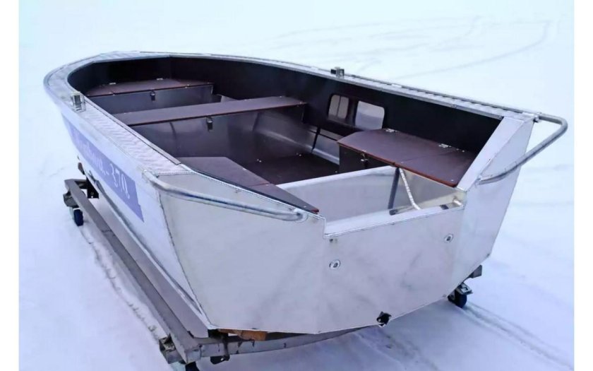 Алюминиевая лодка