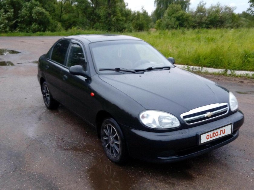 Chevrolet lanos черный