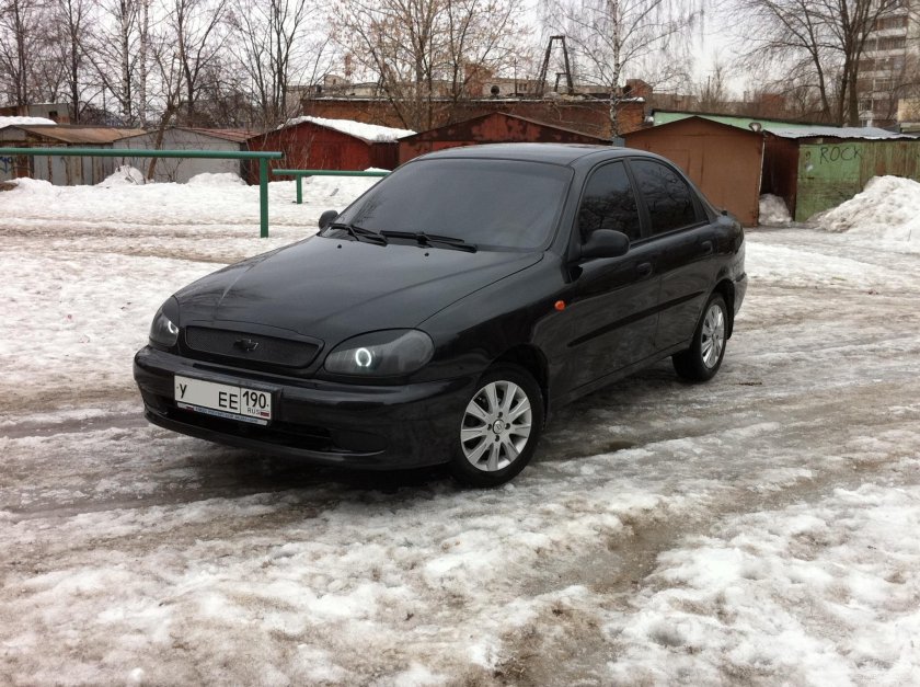 Шевроле Ланос черный