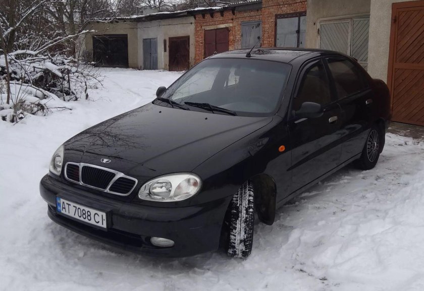 Шевроле Ланос черный