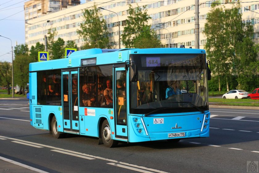 МАЗ-206 автобус