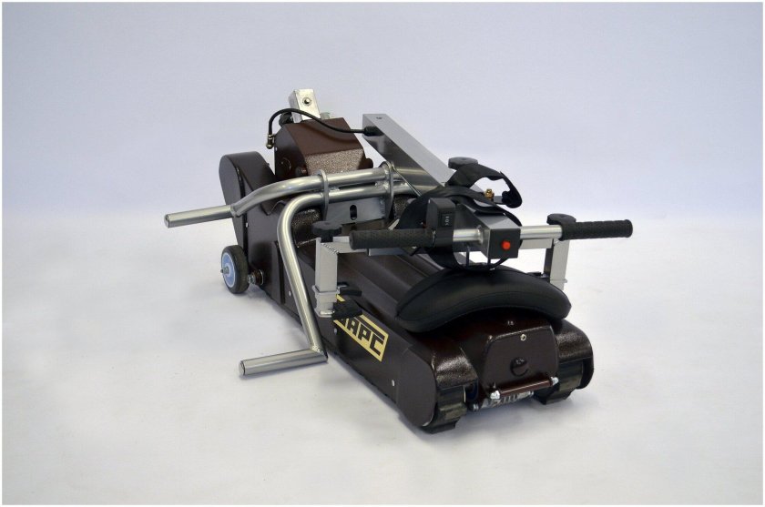 Гусеничный подъемник Барс УГП-130