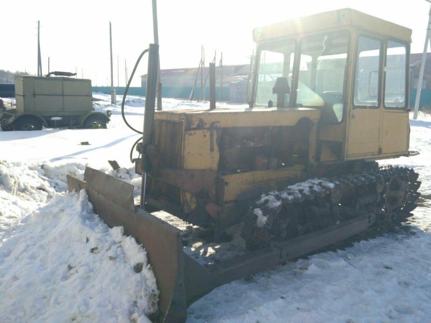 ДЗ-42г бульдозер
