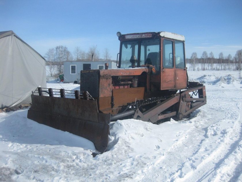 Трактор дт 75 бульдозер
