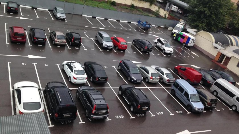 Стоянка машин