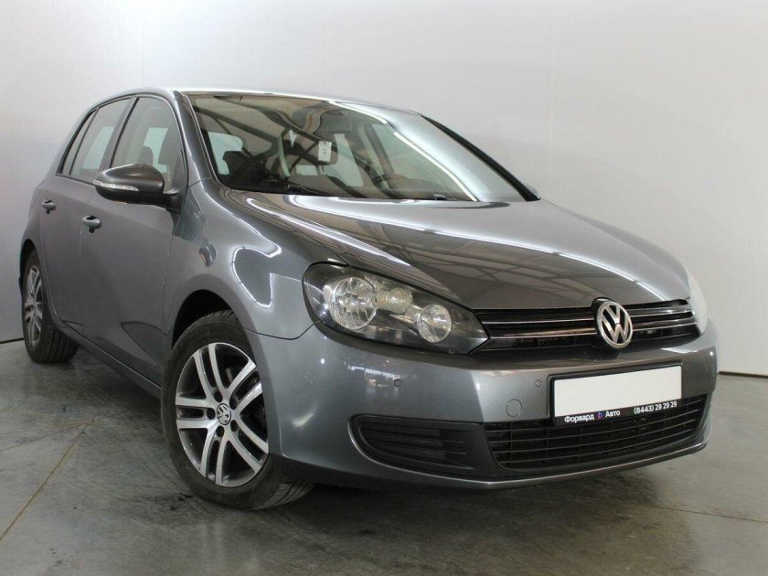 Volkswagen Golf 2008 года черный Южная Осетия