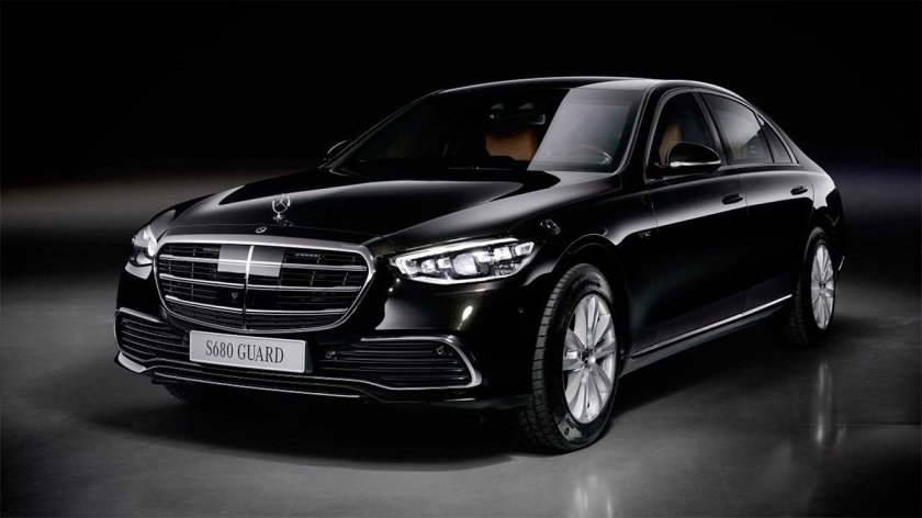 Mercedes benz s 680 guard