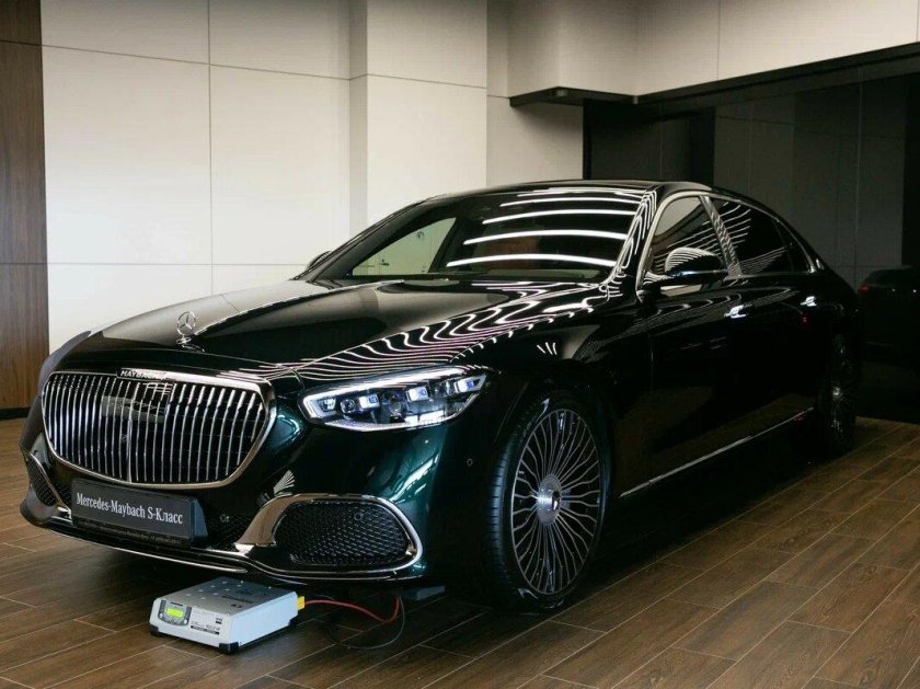 Мерседес Майбах с 580