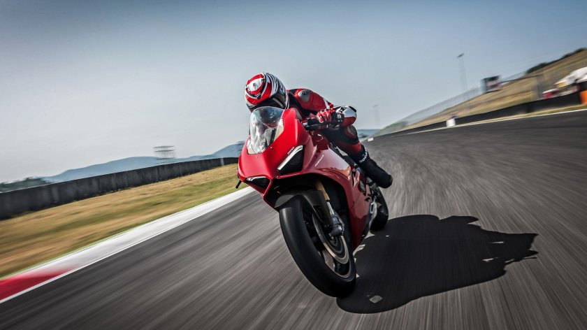 Дукати Panigale
