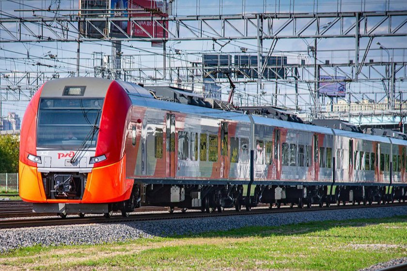 Ласточка машина современная